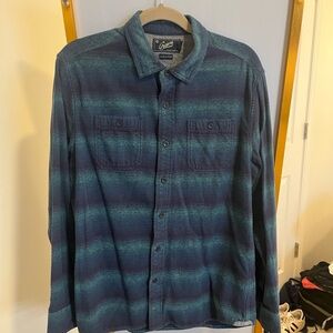 Men’s hombre flannel shirt - brand is Grayers Clothiers (OG $100), size M